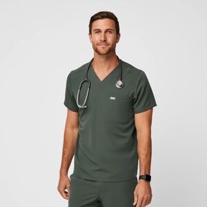 Mens, Figs, Leon Three Pocket Scrub Top | Moss Green